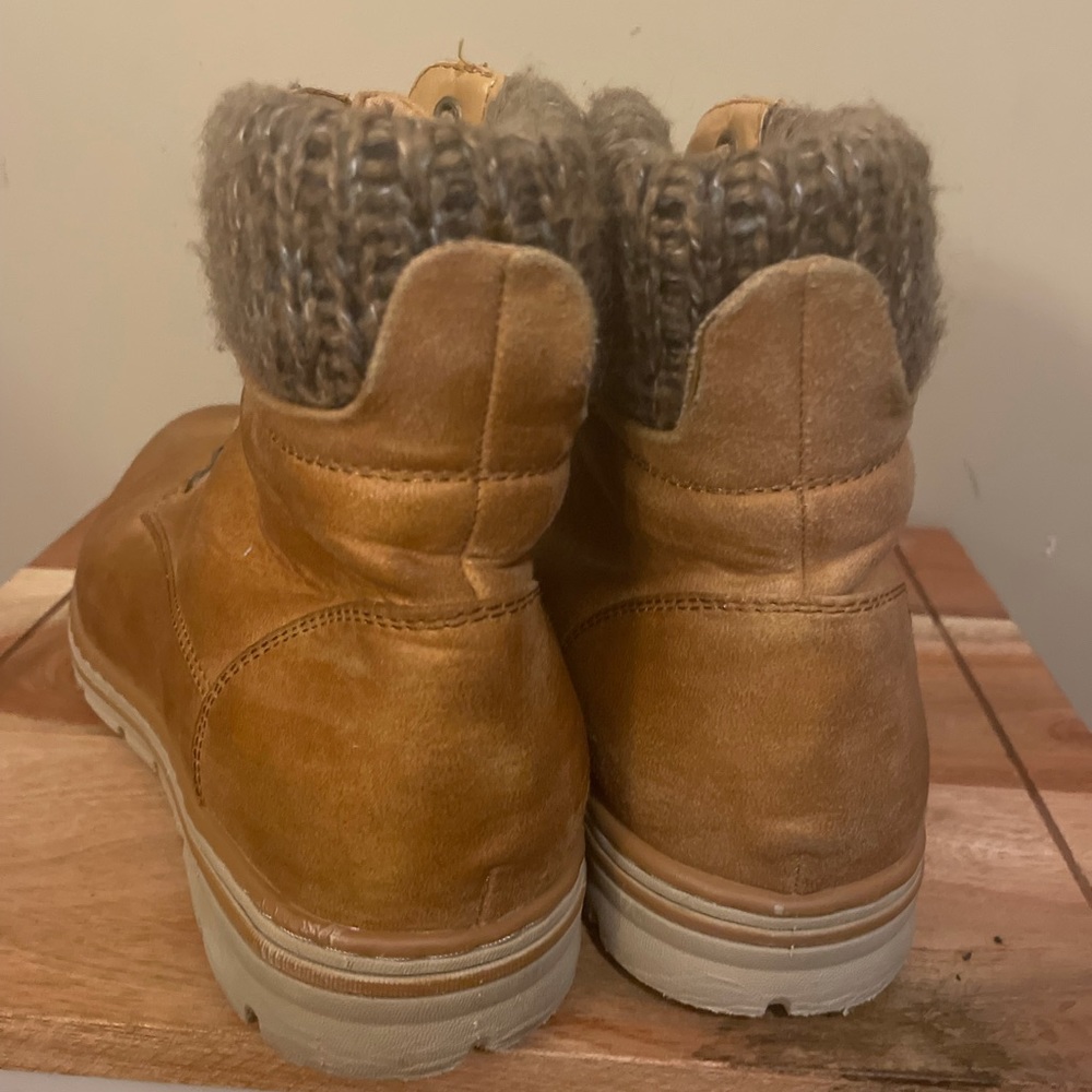 Sonata Women’s Booties - Picture 6 of 8